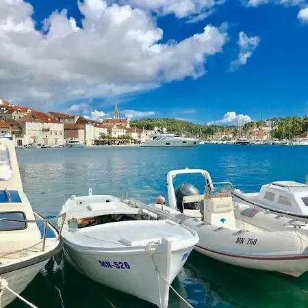 Apartments Lucy Milna (Brac) Exterior photo